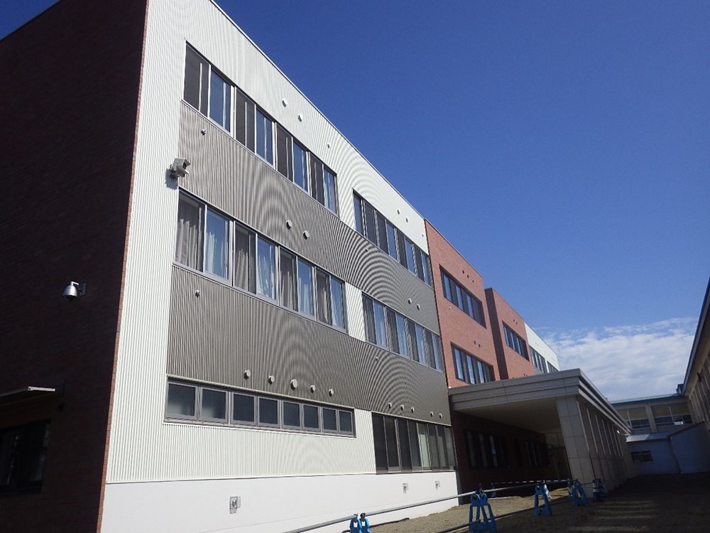 大中山小学校校舎北棟改築電気設備工事その２